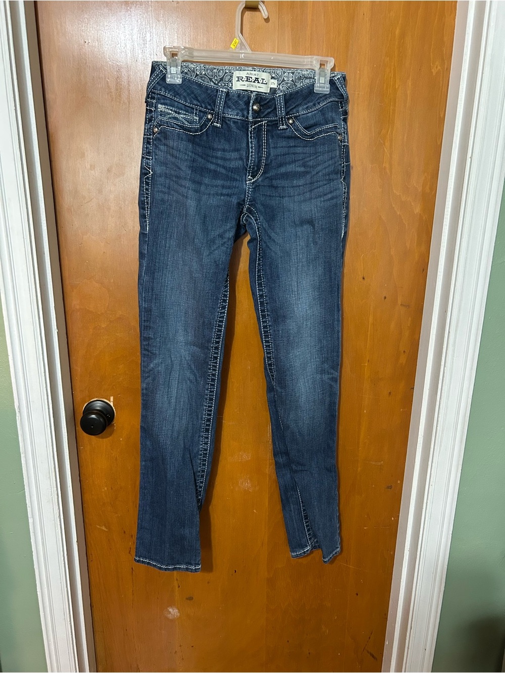 Ariat REAL Mid Rise Straight Jeans 27R Dark Wash